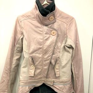 Lululemon spring jacket
